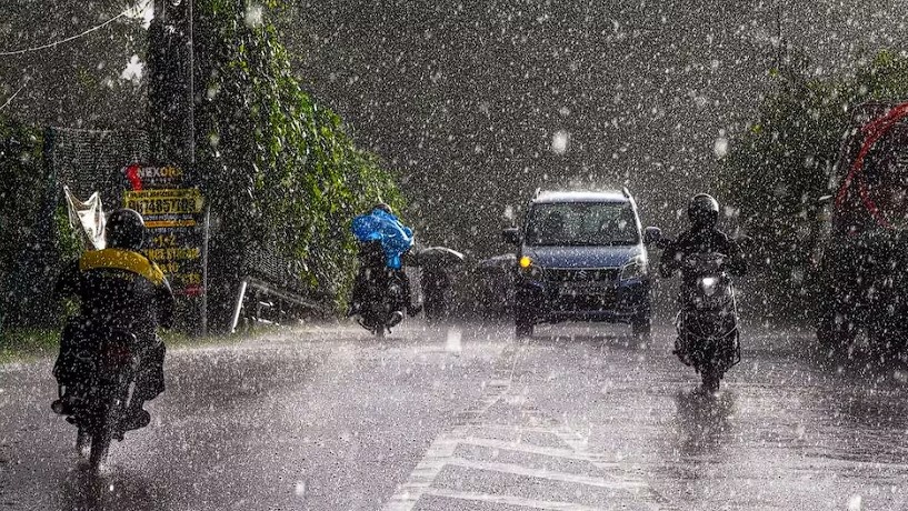 मानसून ने फिर पकड़ी रफ्तार, मध्य भारत की ओर बढ़ने से किसानों और लोगों को राहत   janta24x7news