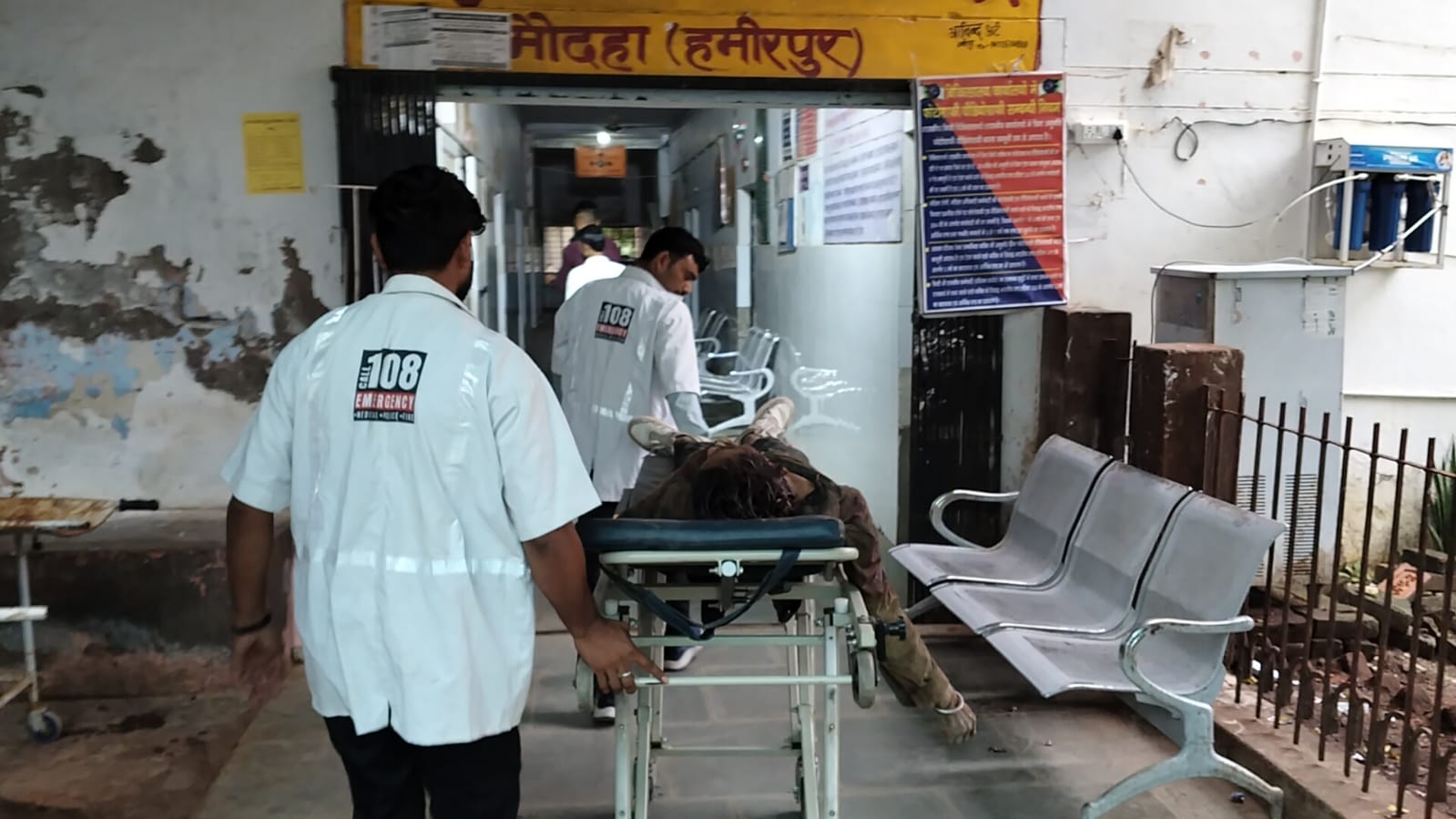 एक तरफ प्रेमी की लाश, दूसरी तरफ प्रेमिका की लहूलुहान मोहब्बत!