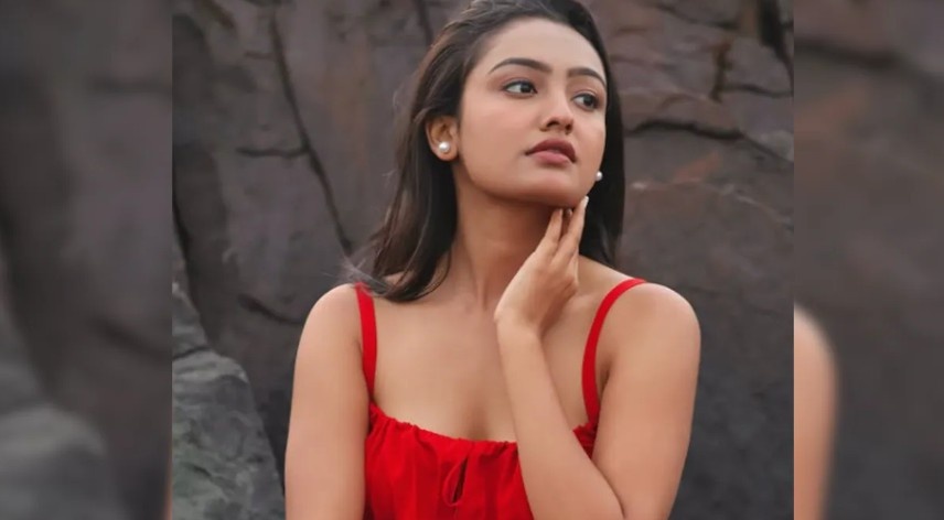 घरवालों से बहाने बनाकर थिएटर क्लास जाती थीं संचिता उगले, संघर्ष भरी कहानी फिर चर्चा में